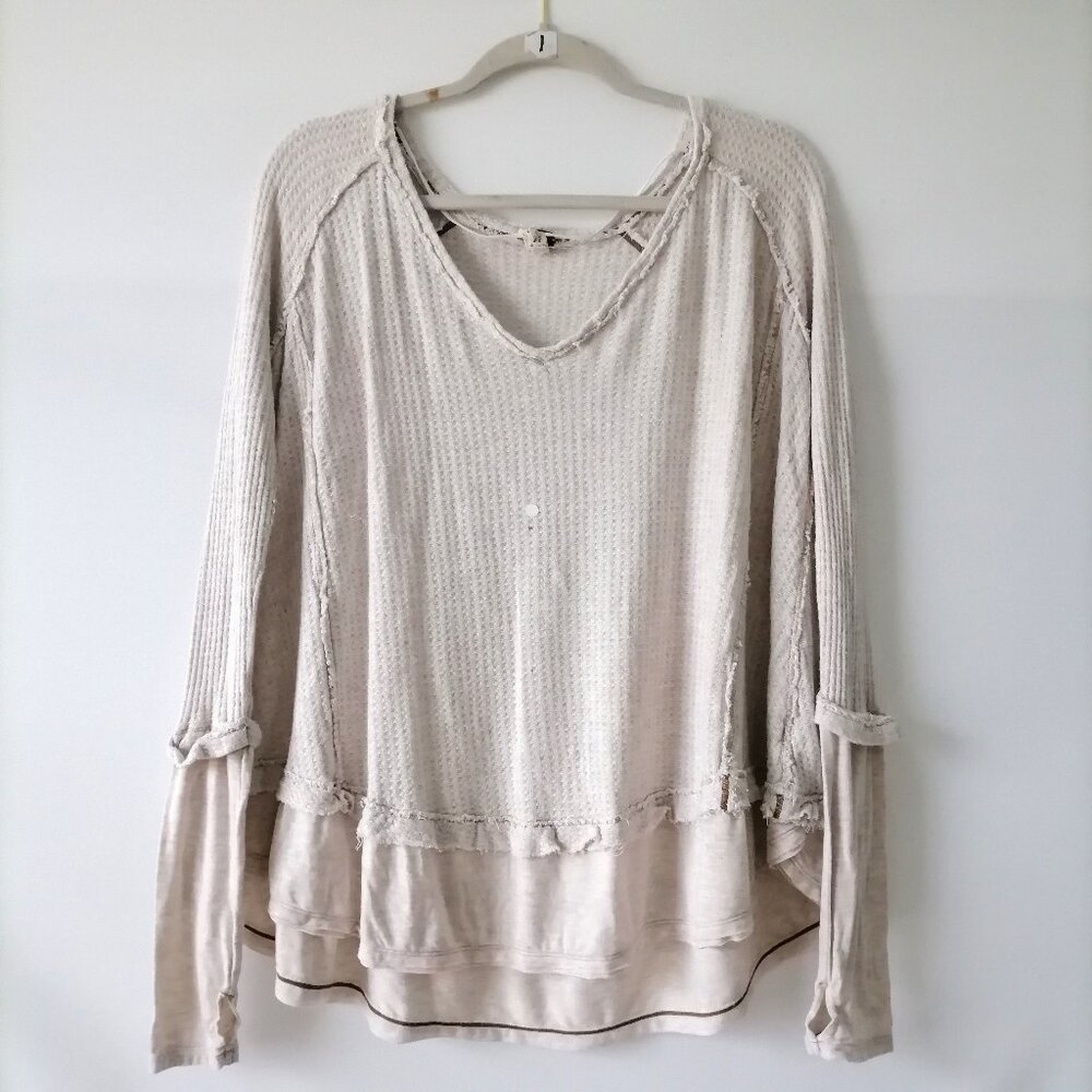 We The Free Womens Ivory V-Neck Thumbhole Long Sleeve Laguna Thermal Top Size PS